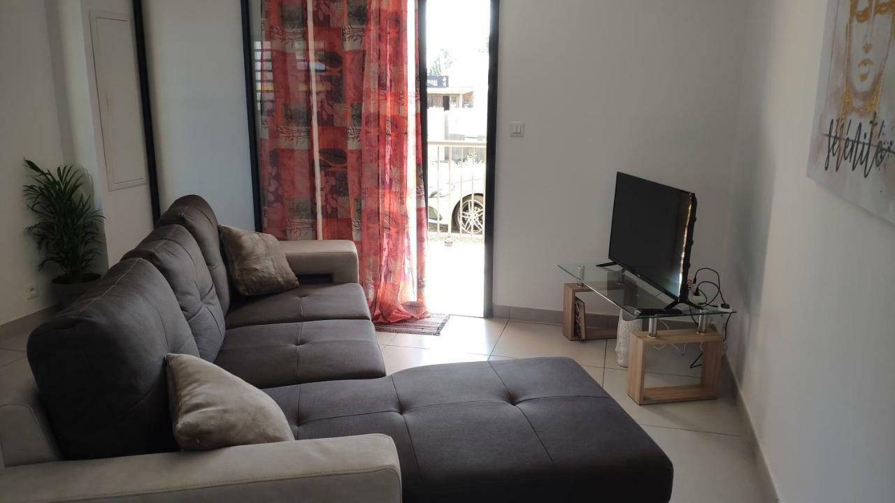 Le Shanti Saint Pierre Extérieur photo